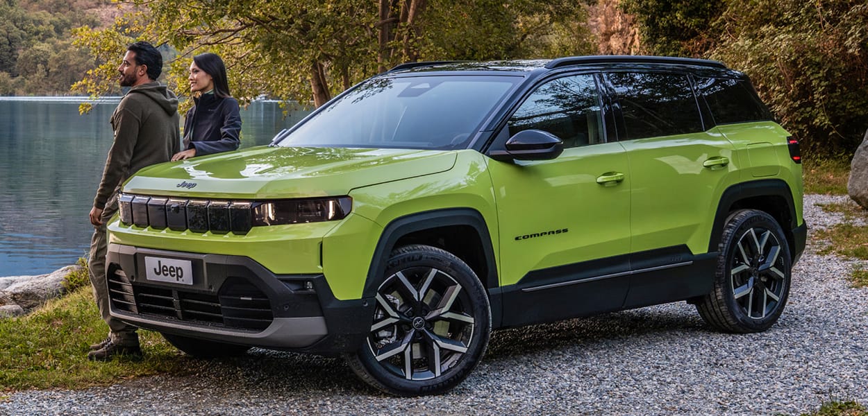 Jeep Compass in grün